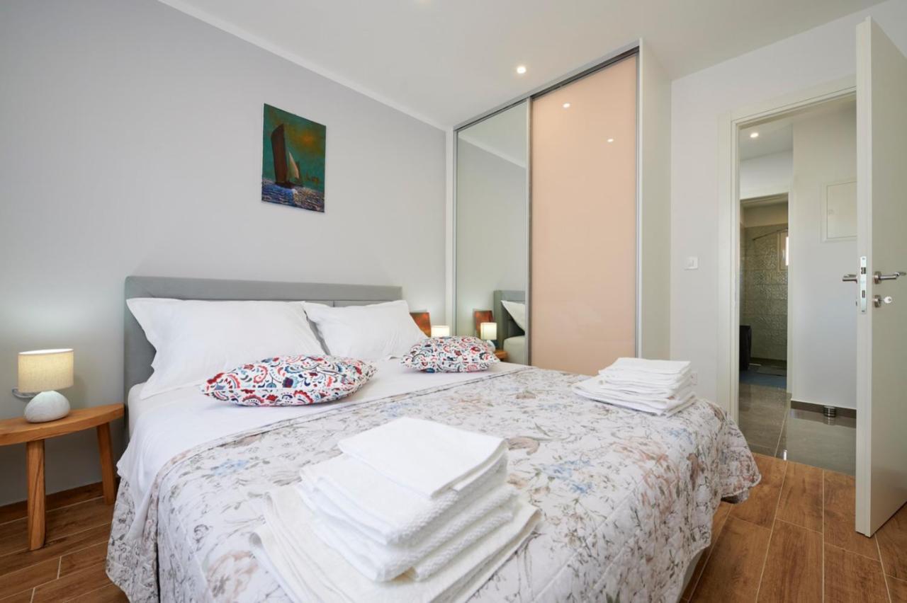 Apartments Marija Trogir Luaran gambar