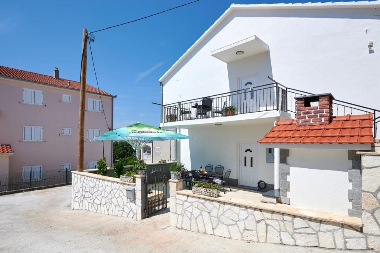 Apartments Marija Trogir Luaran gambar